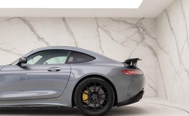 Mercedes-Benz G Series AMG GT R PREMIUM 29