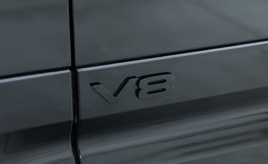 Land Rover Defender 110 V8 28