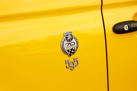 Abarth 500 595 COMPETIZIONE 12