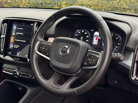 Volvo XC40 2.0 XC40 Momentum D3 5dr 25