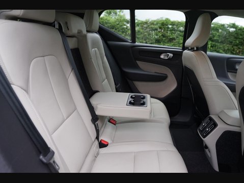 Volvo XC40 1.5 T3 Inscription Euro 6 (s/s) 5dr 23