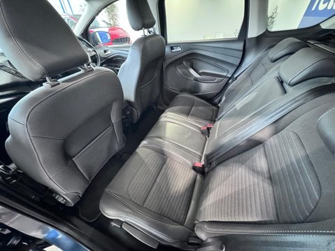 Ford Kuga 2.0 TDCi Titanium AWD Euro 6 (s/s) 5dr 28
