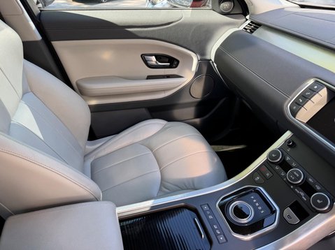 Land Rover Range Rover Evoque TD4 SE TECH 18