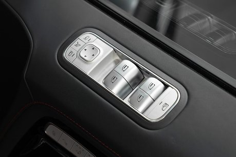 Mercedes-Benz G Class 4.0 G63 V8 BiTurbo MHEV AMG Magno Edition SUV 5dr Petrol Hybrid SpdS+9GT 4W 11