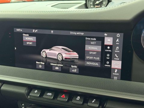 Porsche 911 3.0T 992 Carrera 4S Coupe 2dr Petrol PDK 4WD Euro 6 (s/s) (450 ps) 44