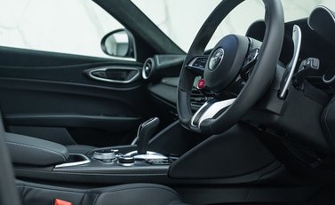 Alfa Romeo Giulia GTAm 13