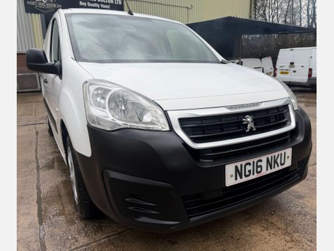 Peugeot Partner 1.6 BlueHDi 854 Professional Panel Van 5dr Diesel Manual L1 (112 g/km, 100 4