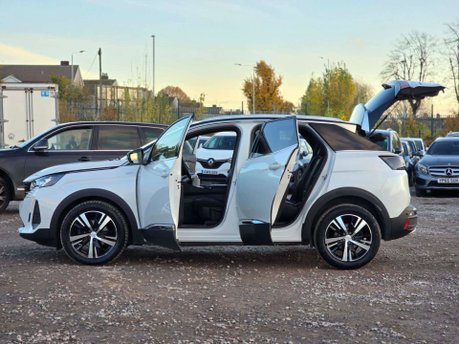 Peugeot 3008 1.2 HYBRID GT SUV 5dr Petrol Hybrid e-DSC6 Euro 6 (s/s) (136 ps) 13