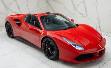 Ferrari 488 SPIDER 11
