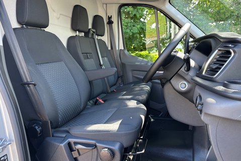 Ford Transit 350 Rwd Trend 130 ps L3H3 Panel Van - Air Con / Rear Camera 24