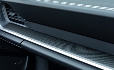 Porsche 911 Turbo S Cabriolet (992) 27