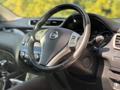 Nissan Qashqai 1.5 dCi Tekna 2WD Euro 6 (s/s) 5dr 23