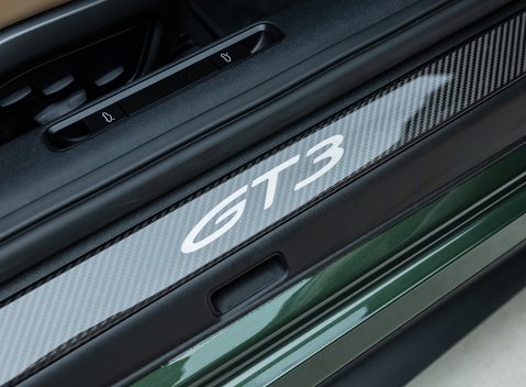 Porsche 911 GT3 TOURING (992) 27