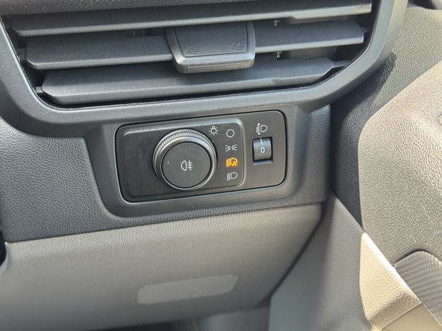 Ford Transit Custom SWB L1H1 Low Roof Trail 320 Air Con Alloys Camera Sensors EURO 6 21