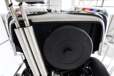 Aston Martin DB6 4.2 Vantage 65