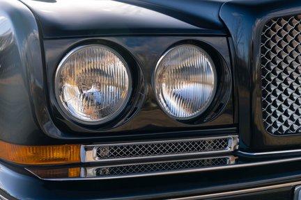 Bentley Continental R Mulliner 10