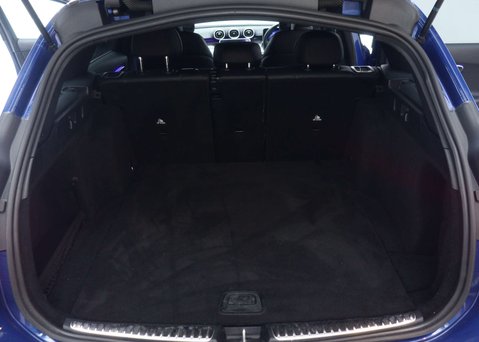 Mercedes-Benz C Class 1.5 C200h MHEV AMG Line Estate 5dr Petrol Hybrid G-Tronic+ Euro 6 (s/s) (22 55