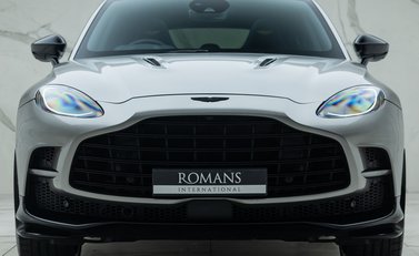 Aston Martin DBX 707 7