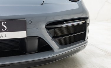 Porsche 911 Targa 4 GTS (992) 44