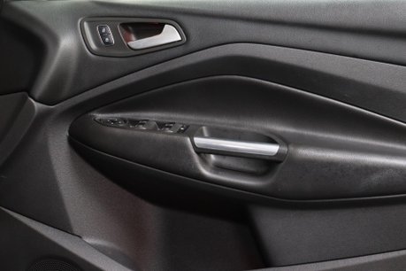Ford Kuga TITANIUM X EDITION 36