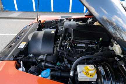 Land Rover Defender 110 Adventure 36