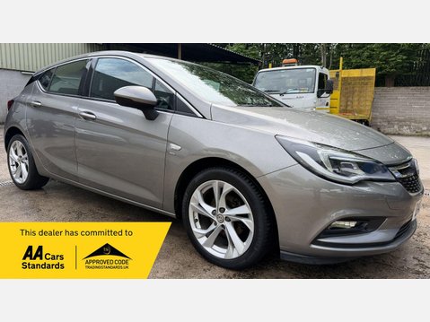 Vauxhall Astra 1.6 CDTi ecoFLEX SRi Nav Hatchback 5dr Diesel Manual Euro 6 (s/s) (110 ps) 1