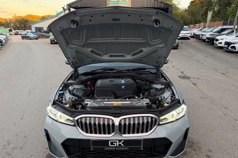 BMW 3 Series 330E M SPORT PHEV -TACORA RED LEATHER -COMF/VIS PACKS -HARMAN KARDON -VATQ 62