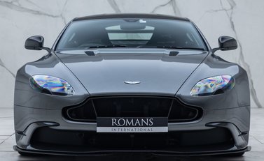 Aston Martin Vantage GT8 7