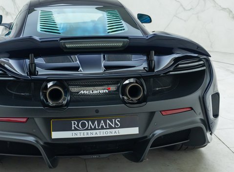McLaren 675LT 32
