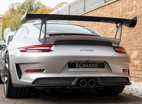 Porsche 911 (991.2) GT3 RS Weissach 28