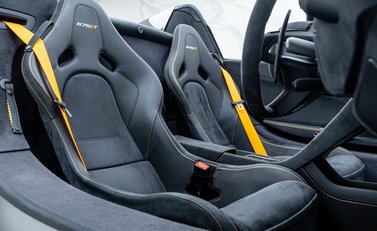 McLaren 675LT Spider MSO Carbon Series 15