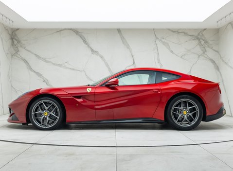 Ferrari F12 Berlinetta 5