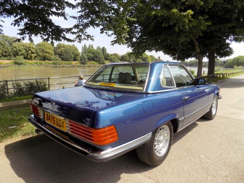 Mercedes-Benz SL Series 380 SL 13