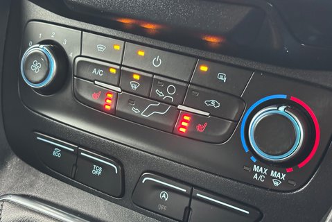 Ford Transit Connect 240 L1 Limited Panel Van - Rear Camera 18