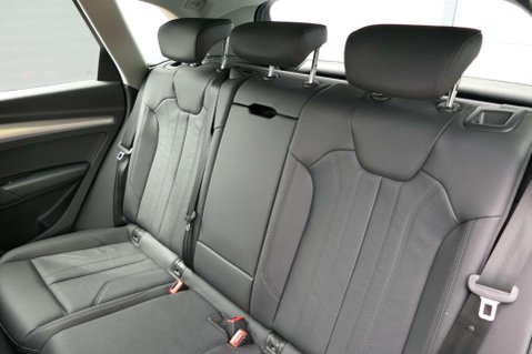 Audi Q5 TFSI QUATTRO SPORT 18