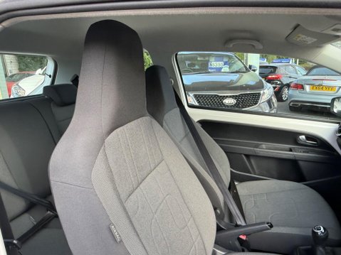 Volkswagen Up 1.0 Move up! Euro 5 3dr 15