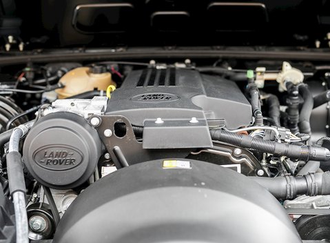 Land Rover Defender 90 Autobiography Edition 28