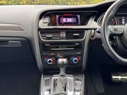 Audi RS4 4.2 RS 4 FSI Quattro Auto 4WD 5dr 31