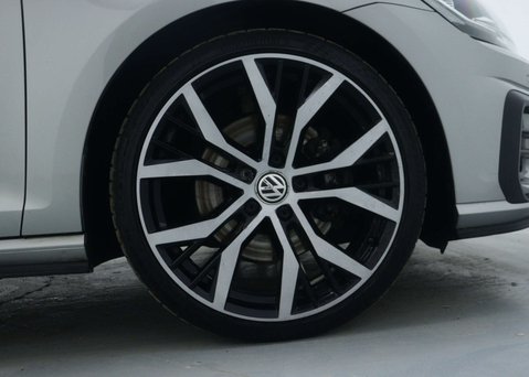 Volkswagen Golf 2.0 TDI GTD Hatchback 5dr Diesel DSG Euro 6 (s/s) (184 ps) 15