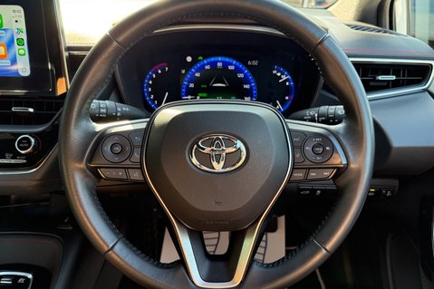 Toyota Corolla EXCEL HYBRID - ONE OWNER - FULL TOYOTA SERVICE HISTORY 7