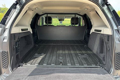 Land Rover Discovery D300 SE MHEV Auto 4WD Euro 6 SUV (300ps) 11