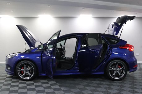 Ford Focus ST-LINE X 6