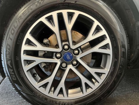 Ford Kuga 1.5 Kuga Titanium Edition 5dr 9