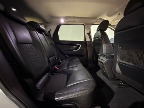 Land Rover Discovery Sport TD4 SE TECH 17