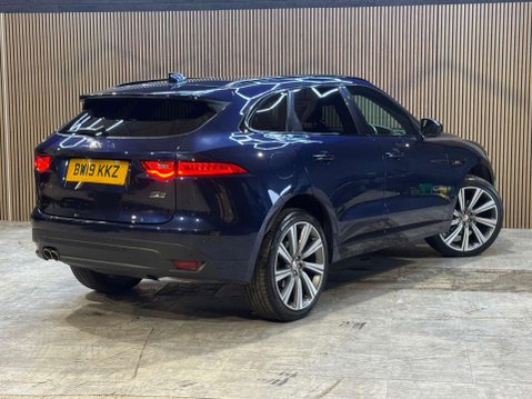 Jaguar F-Pace 2.0 F-Pace R-Sport AWD D Auto 4WD 5dr 46