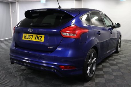 Ford Focus ST-LINE X 11