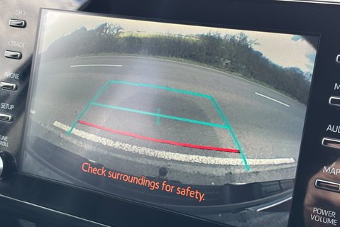 Toyota Hilux Invincible 4WD Auto 2.8 D-4D Double Cab Pickup - Pegasus Canopy 21