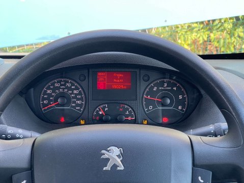 Peugeot Boxer 335 L3H2 16-Seat Non-D1 3.5t Minibus with A/C. ULEZ Euro 6. 22