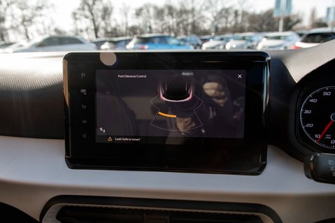 SEAT Arona TSI SE TECHNOLOGY 27