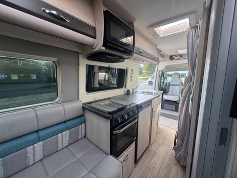 Auto-Sleepers Fairford BLUEHDI 435 L4H2 W/V 12